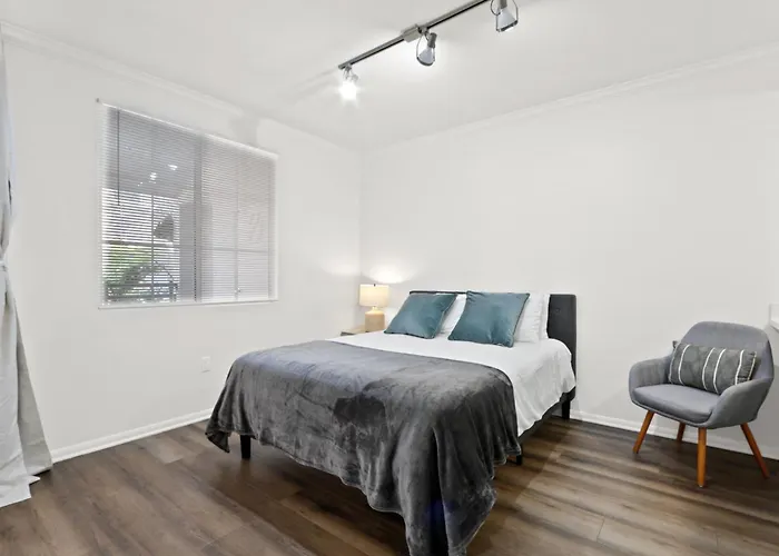 4Bd Townhouse - Special Limited Time Offer Near Venice Beach!